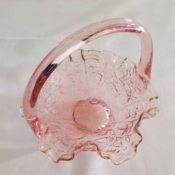 Vintage Fenton Glass Crimped Ruffled Basket Edge Dusty Pink with Handle - Picture 3 of 7